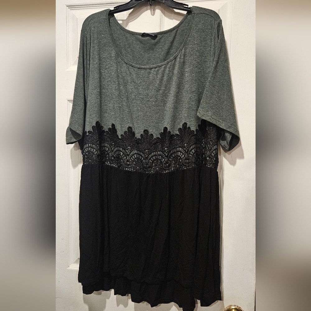 BloomChic Gray and Black Lace Accent Top